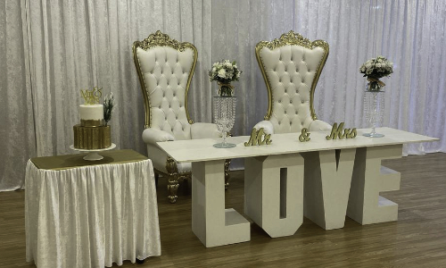 florida love wedding bridal table