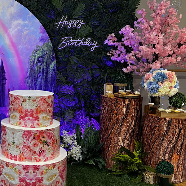 birthday party jungle forest wall